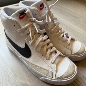 Nike Blazer Mid 77 Vintage White Black Sneakers High Top Basketball Shoes US 6Y